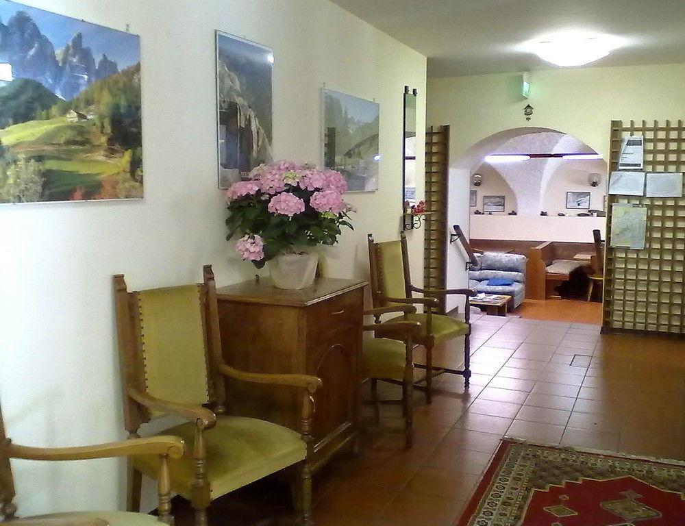 Отель Casa Montana S. Maddalena Сан-Вито-ди-Кадоре Экстерьер фото
