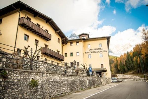 Отель Casa Montana S. Maddalena Сан-Вито-ди-Кадоре Экстерьер фото